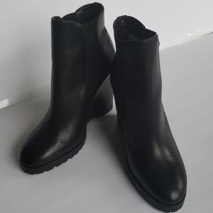 Michael Kors wedge heel pull up boots 8.5